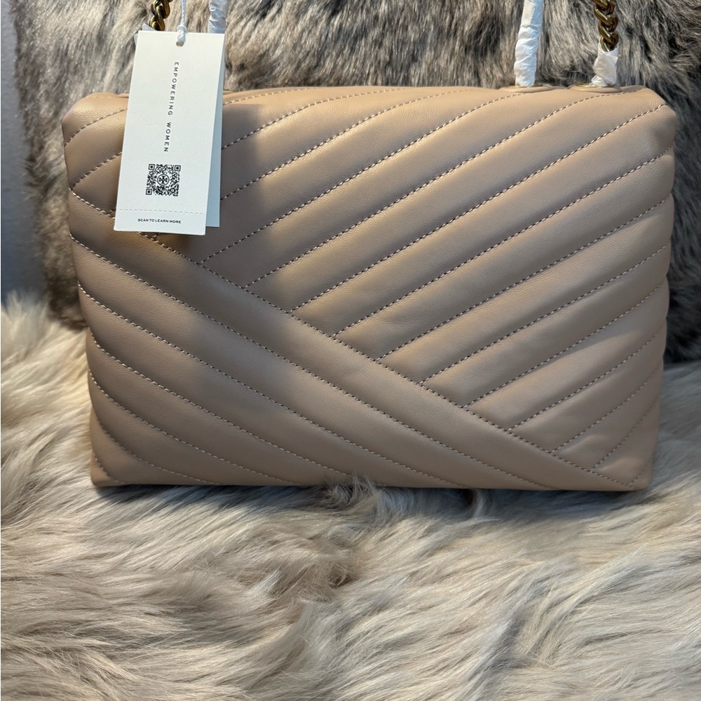 Tory Burch Kira Convertible Quilted Shoulder Bag - Picture 9 of 16